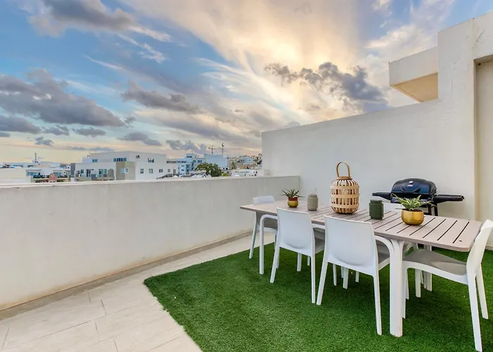 Malta Pool Penthouse